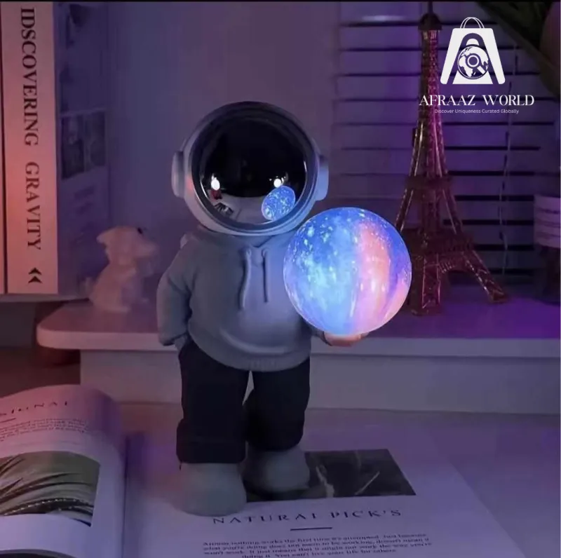 Astronaut lamp with Bluetooth speaker