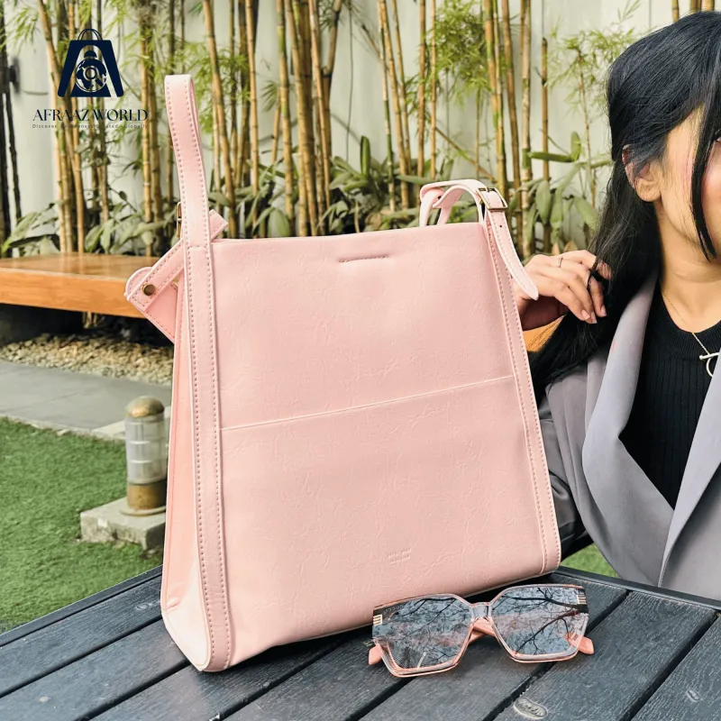SoftCarry Minimal Shoulder Bag